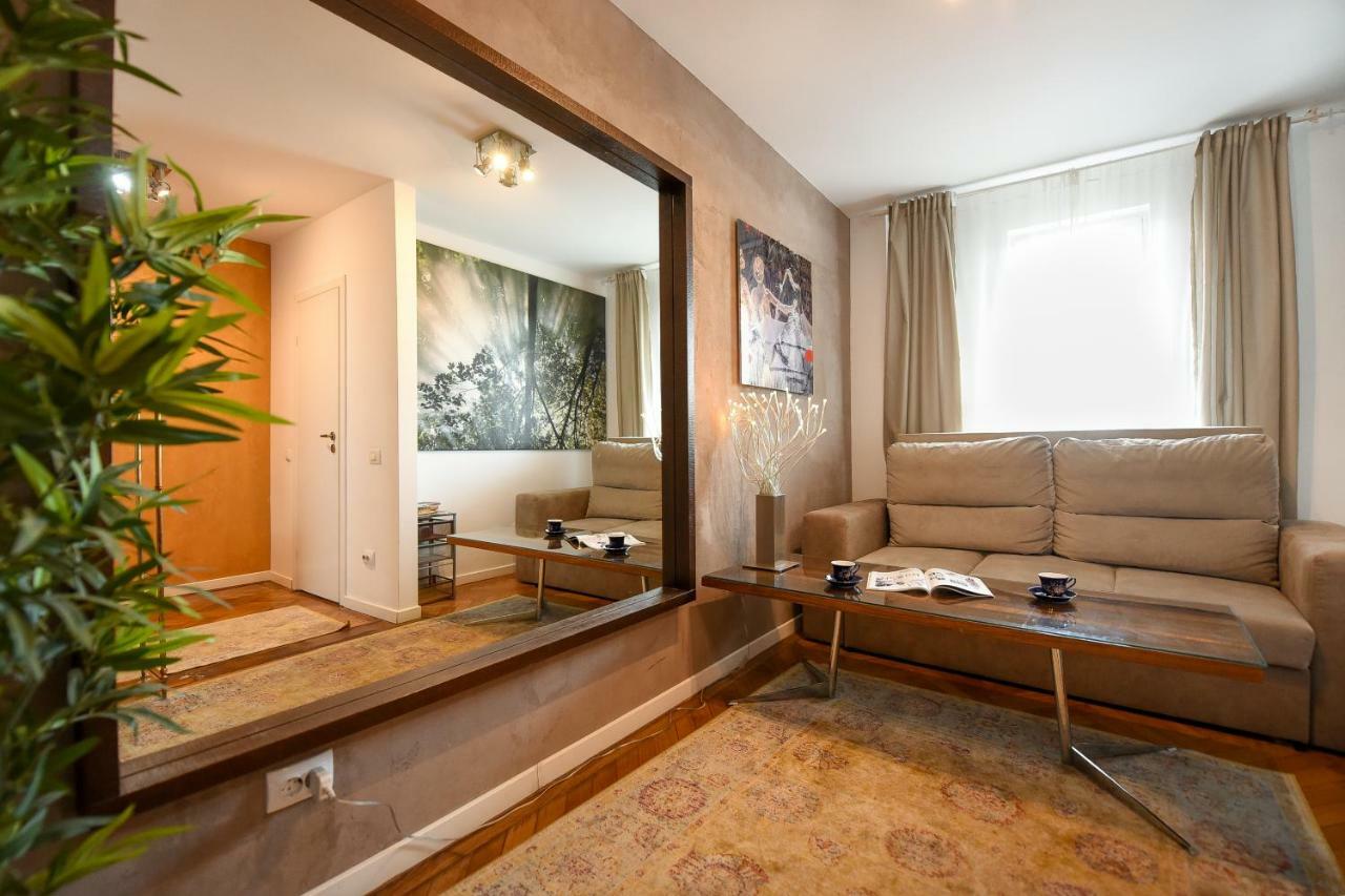 New - Elegant Duplex With Amazing View & Balcony - Homey Residence Bukarest Exterior foto